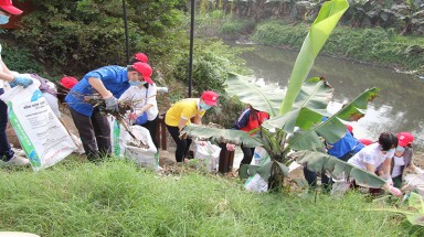  Thông điệp “Giữ hồ sông xanh cho cuộc sống an lành” đến Hà Nội