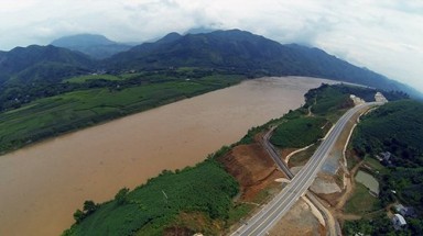  Yên Bái: Sông Hồng sắp "nuốt trôi" tỉnh lộ 166