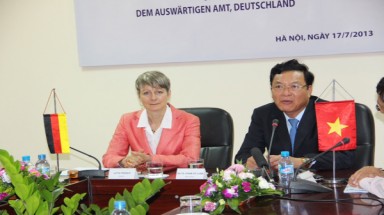  Hoạt động hỗ trợ dạy tiếng Đức tại Việt Nam   