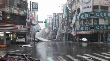  Đài Loan hoang tàn như thời chiến sau khi bị siêu bão càn quét