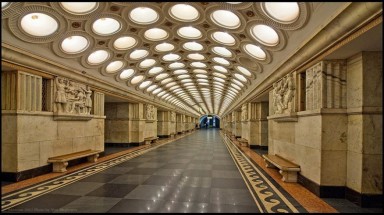  Ga tàu điện ngầm Moscow - Cung điện lộng lẫy trong lòng đất 