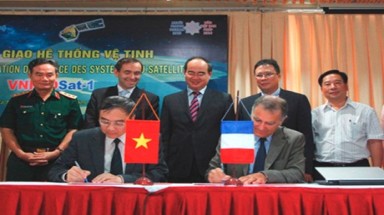  Bài phát biểu của Phó Thủ tướng Chính phủ Nguyễn Thiện Nhân tại Lễ bàn giao hệ thống vệ tinh VNREDSAT-1