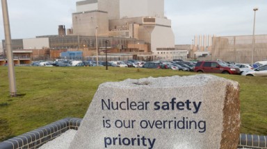   Người Anh sợ Trung Quốc làm nhà máy điện hạt nhân