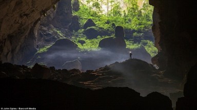   Hang Sơn Đoòng nằm trong top những hình ảnh đáng kinh ngạc nhất năm